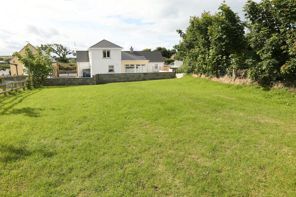 Beezies Self Catering Cottages Grange  Exterior foto