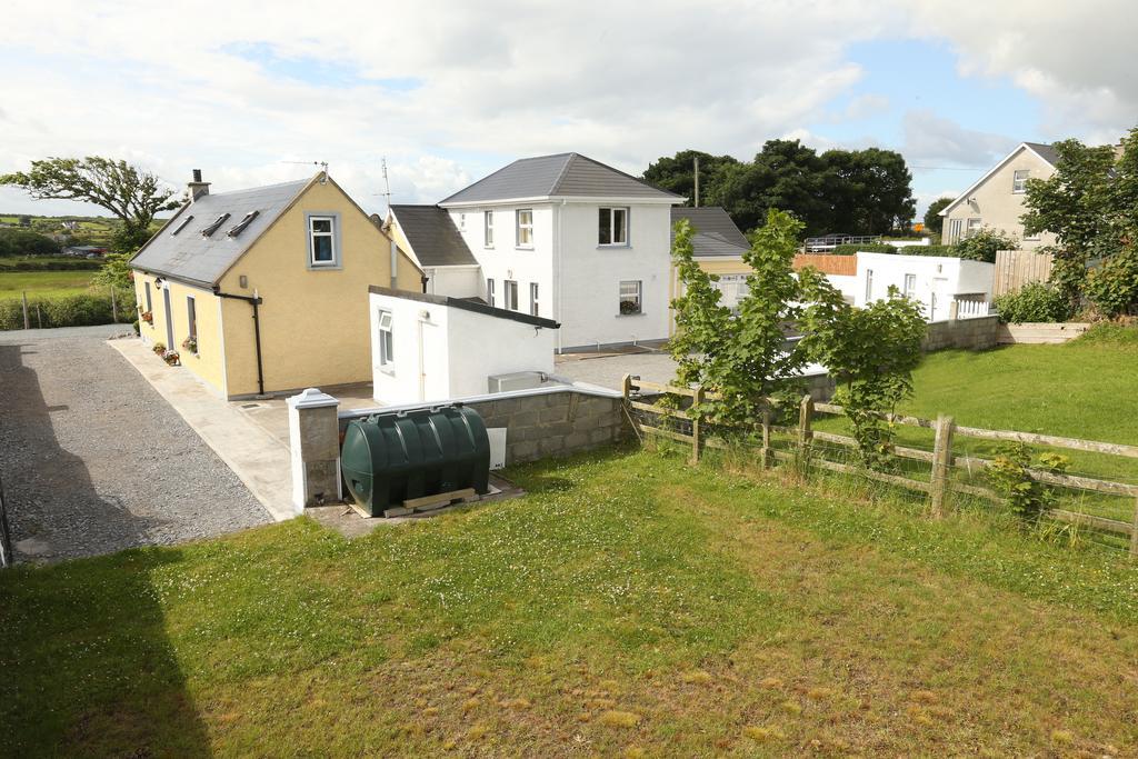 Beezies Self Catering Cottages Grange  Exterior foto