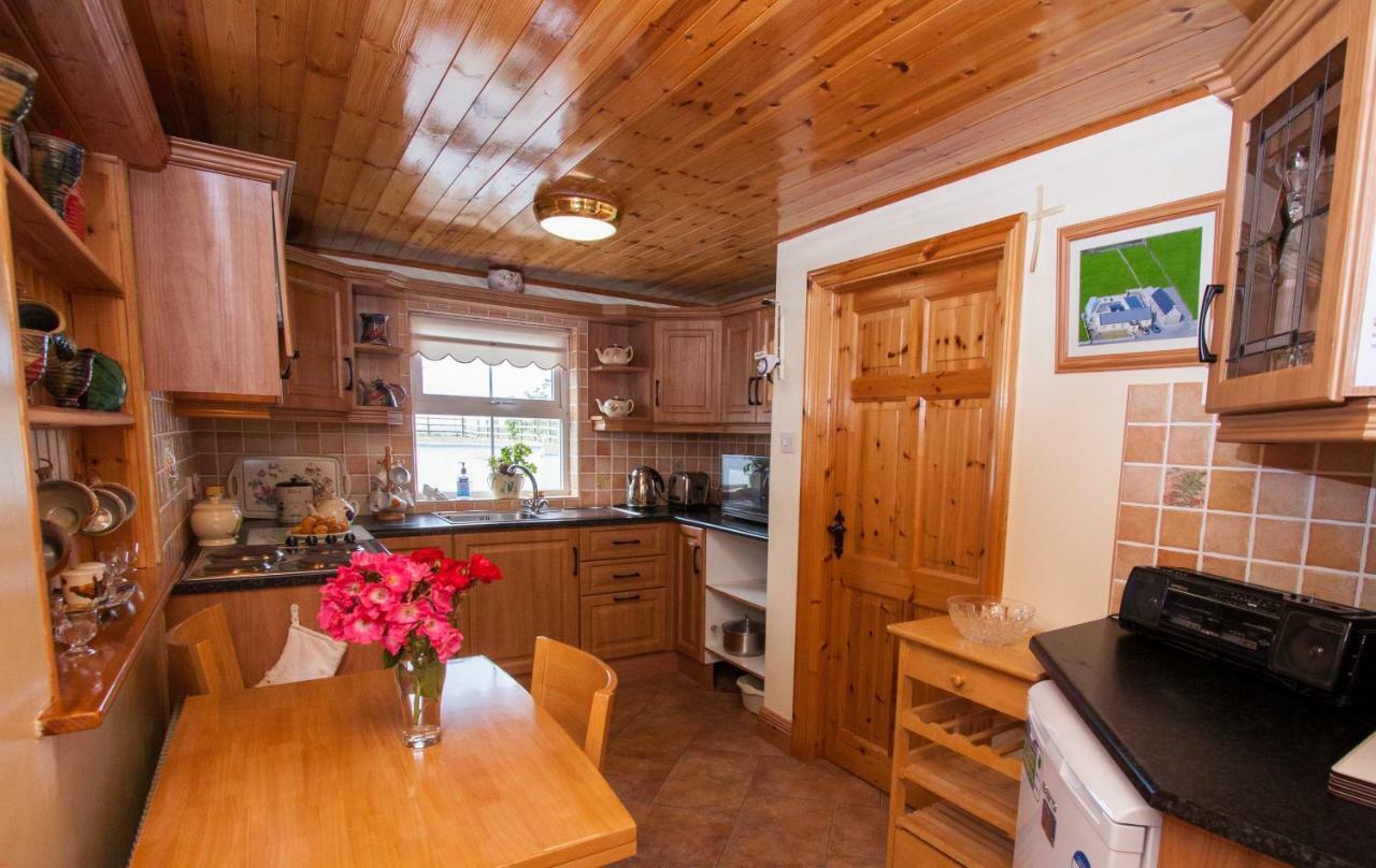 Beezies Self Catering Cottages Grange  Exterior foto